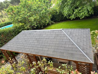 Pérgola de madera para jardín