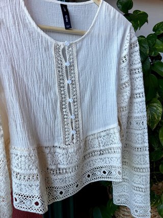 Blusa bordada 100% algodón - Sin estrenar -