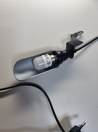 LÁMPARA PARA MÁQUINA DE COSER