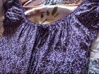 Vestido campesino morado estampado