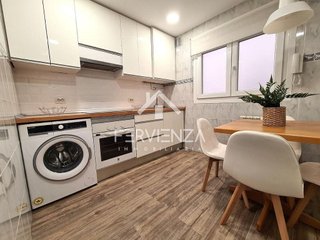 Piso en venta en Milán - Pumarín - Teatinos en Oviedo