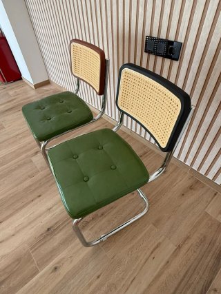 Sillas Vintage Cuero Verde y Ratán