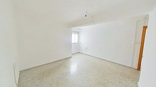 Piso en venta en Parque Victoria Eugenia en Málaga