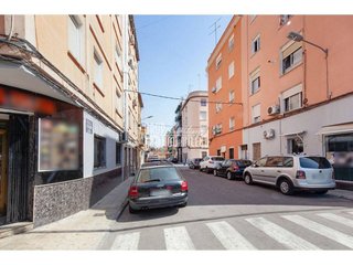 Terreno en venta en L'Alquenència en Alzira