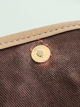 Bolso Loewe Vintage 160 Aniversario con Pins