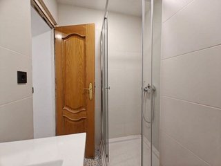 Local comercial en venta en Valderas - Los Castillos en Alcorcón