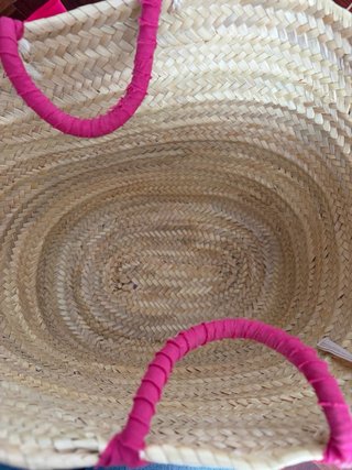 Cesta de playa con diseño de búhos