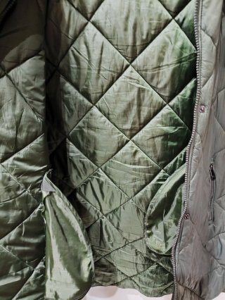 Chaleco acolchado KELREBEC verde oliva Talla XL