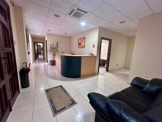Local comercial en venta en Cabo Pino - Reserva de Marbella en Marbella