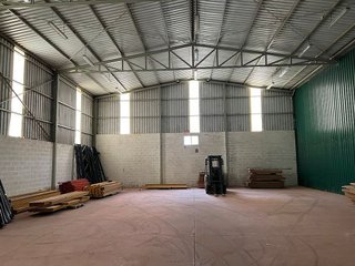 Nave industrial en alquiler en Boqueixón