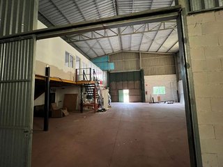 Nave industrial en alquiler en Boqueixón