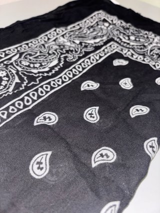 Pañuelo Bandana Negro y Blanco Estampado
