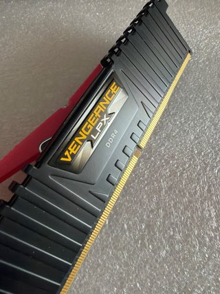 Corsair Vengeance LPX DDR4 8GB RAM