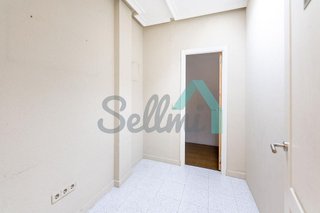 Local comercial en alquiler en Buenavista - El Cristo en Oviedo