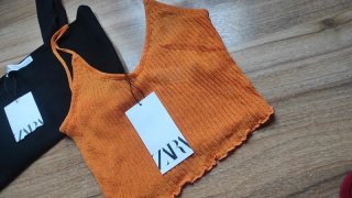 Conjunto 2 Tops Zara talla M naranja y negro
