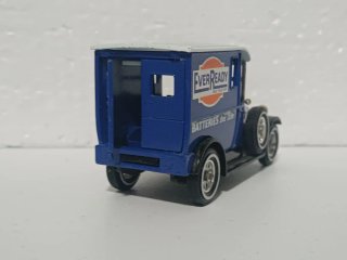 Coche 1:43 Reparto Ever Ready Matchbox