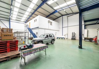 Nave industrial en venta en Dúrcal