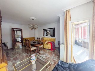 Piso en alquiler en Peñamefecit - Avda Barcelona en Jaén