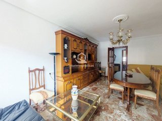 Piso en alquiler en Peñamefecit - Avda Barcelona en Jaén