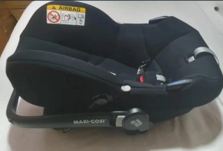 Sillita de coche Maxi-Cosi cabrio fix i size