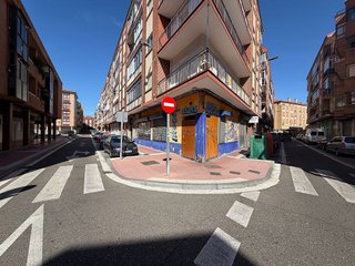 Bar en venta en Delicias en Valladolid