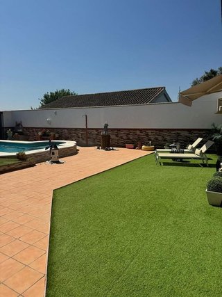 Chalet en venta en Oromana en Alcalá de Guadaira