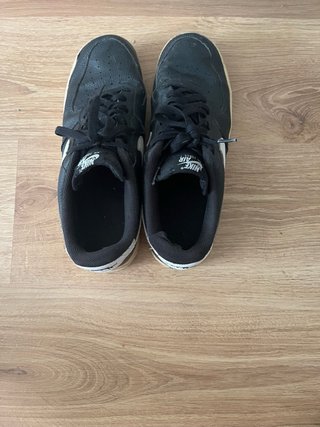 Nike Air Force 1 Negras