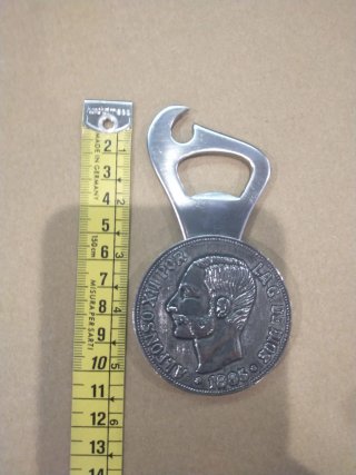 Abrebotellas vintage moneda Alfonso XIII