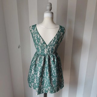 Vestido Zara verde y blanco