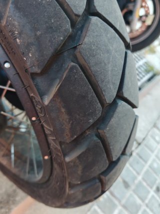 QJ Motor SRT 600SX 2025 Negra 2000km
