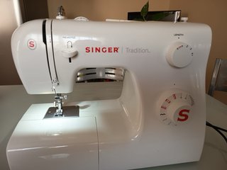 Máquina de coser Singer Tradicional 2250