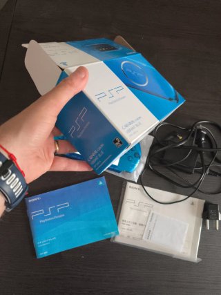 PSP-3000 Carnival Colors Vibrant Blue