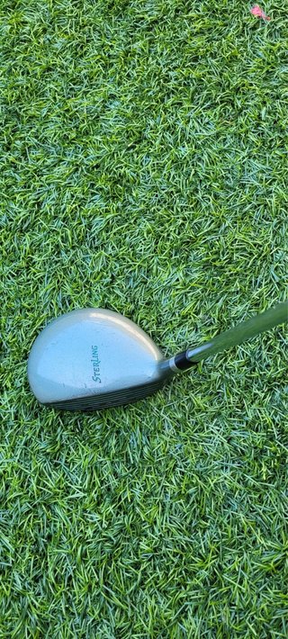 Talega de golf con 3 hierros y 2 maderas