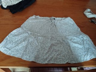 Falda corta floral verano talla L