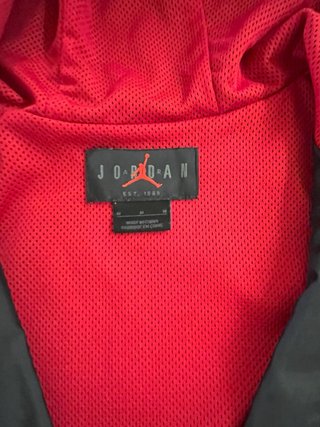Chaqueta Jordan Hombre Negra y Roja