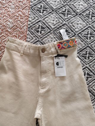 Pantalón Desigual Campana T38 Crema Bordado