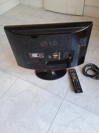 Monitor 22" LG Flatron M227WDP Full HD