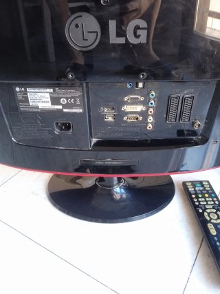 Monitor 22" LG Flatron M227WDP Full HD