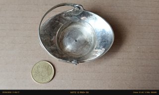 Cesto antiguo de plata para joyas
