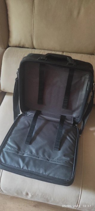 Portátil Toshiba Intel Plata y Negro