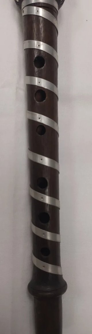 Flauto in legno fatto a mano