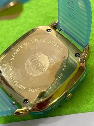 Reloj Tous Digital Azul y Dorado