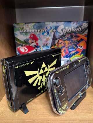 Nintendo Wii U Edición Zelda + EXTRAS de Segunda mano por 250 EUR