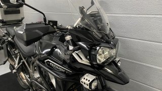 Triumph Tiger Explorer 1200 XRX Negra