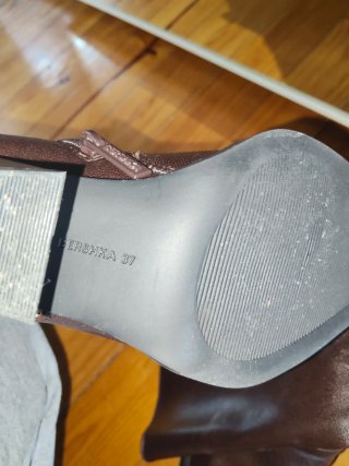 Botas altas marrones Bershka talla 37
