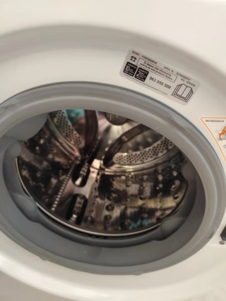 Lavadora LG 8kg Direct Drive casi nueva