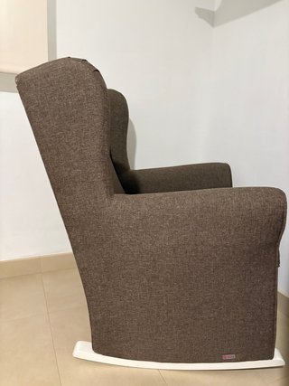 Butaca mecedora con funda y cojin de lactancia