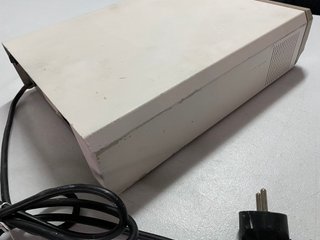 Caja PC Retro Mini con Fuente