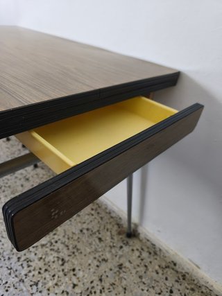 Mesa Fórmica Extensible y 6 Sillas Vintage