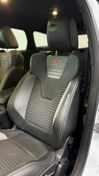 Ford Focus ST SportBreak *250cv* 2013